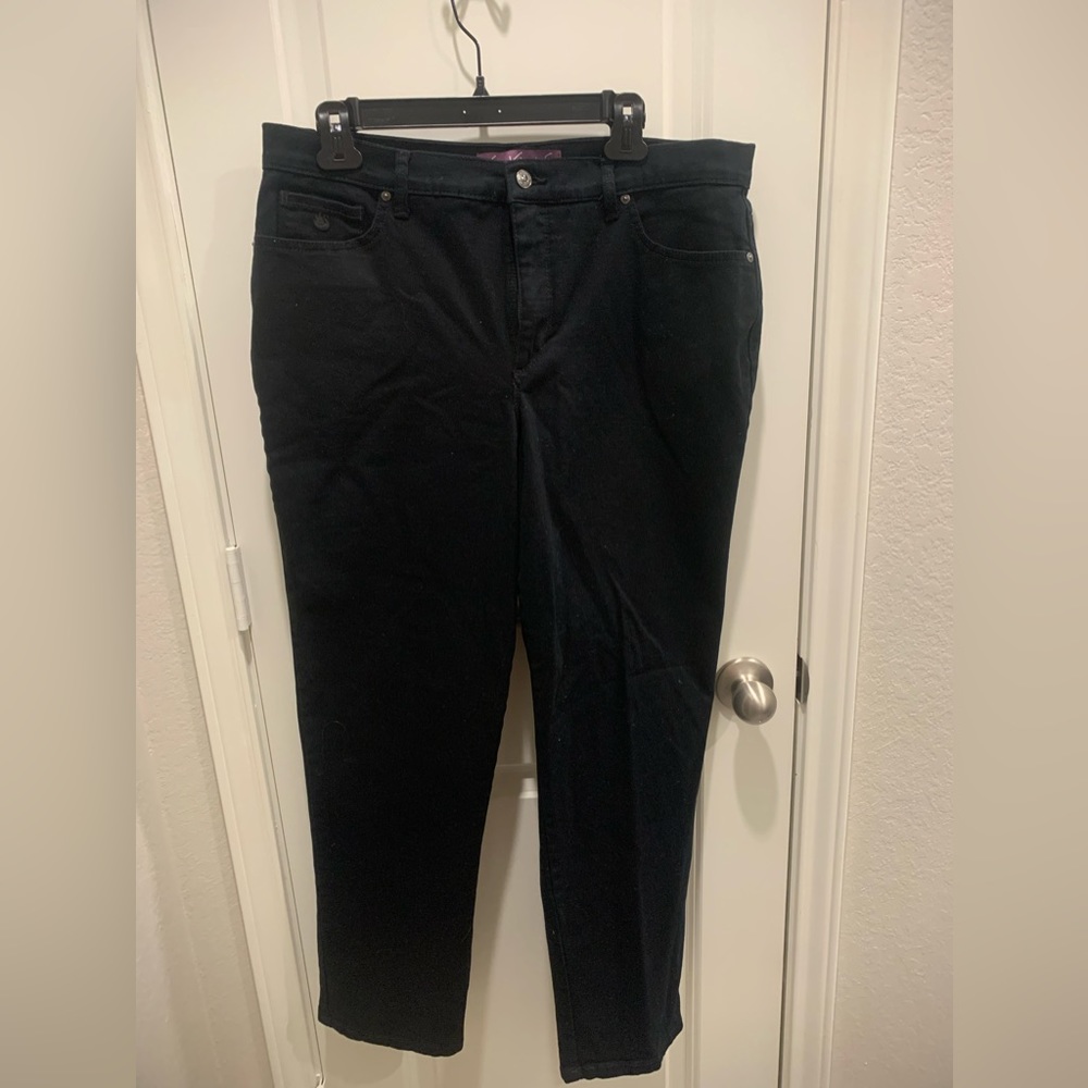 Gloria Vanderbilt Women’s Jeans size 14 - Picture 2 of 4